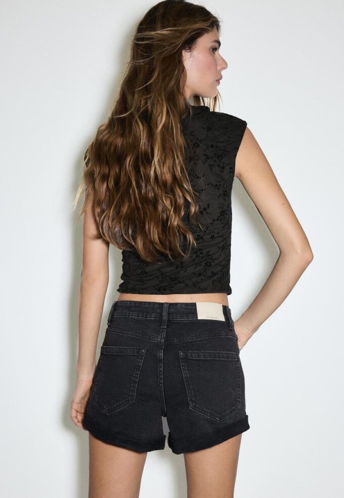 Short slim D85 Mom Fit Shorts