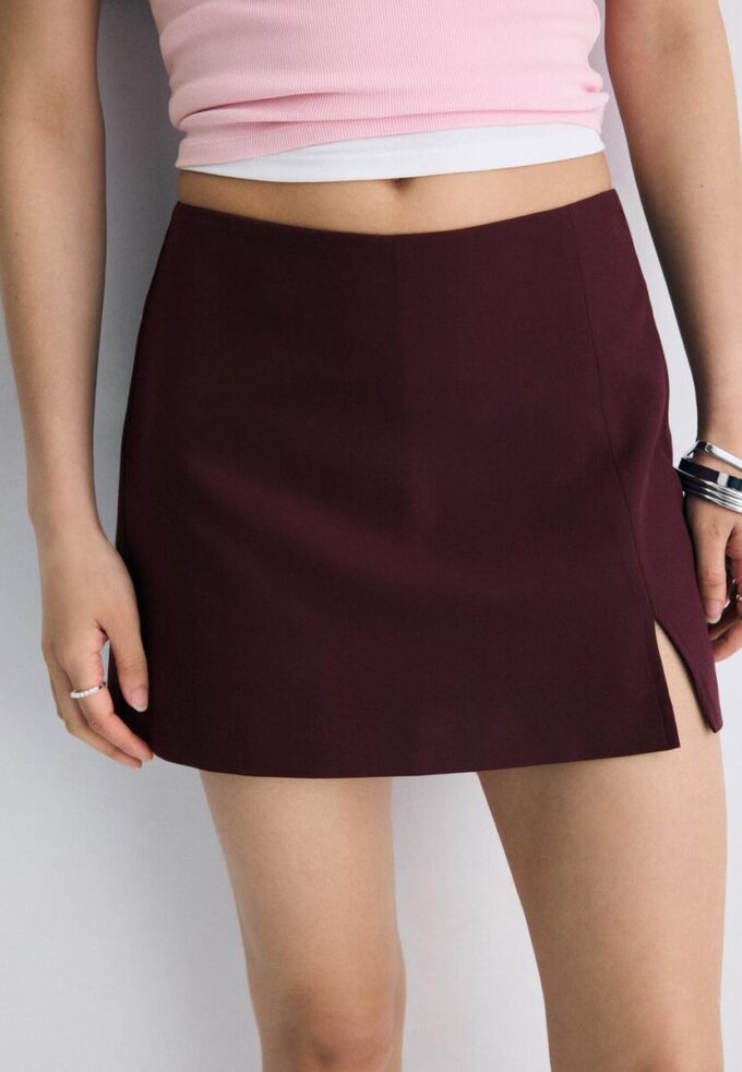 Skort à fente latérale