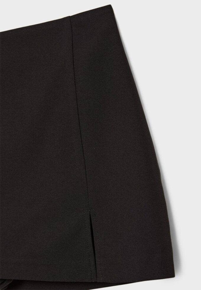 Skort à fente latérale