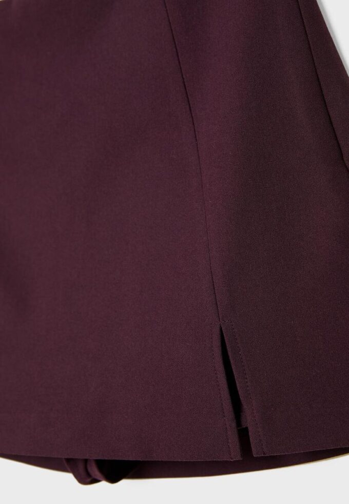 Skort à fente latérale