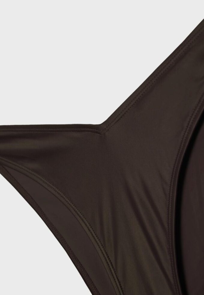 Slip brésilien en satin basique