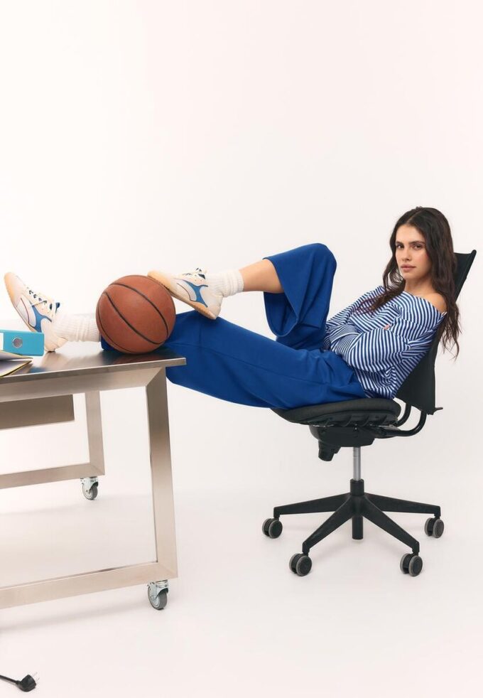 Sweat-shirt à épaules dénudées au toucher doux Sweat-shirt à épaules dénudées au toucher doux