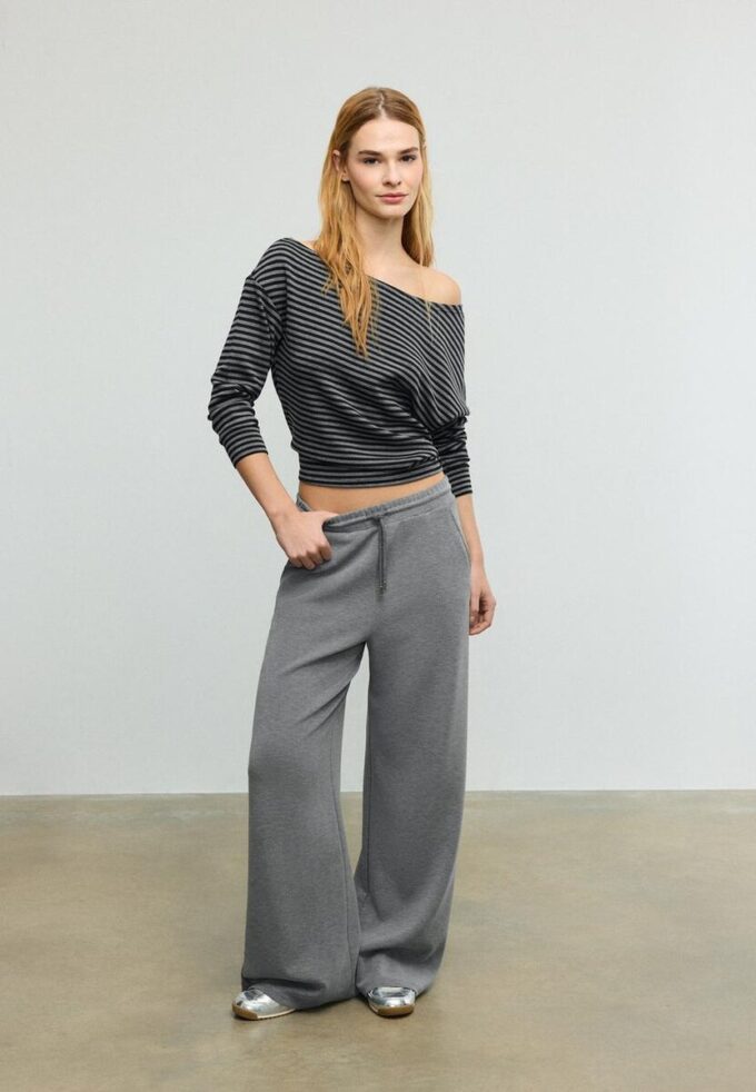 Sweat-shirt à épaules dénudées au toucher doux Sweat-shirt à épaules dénudées au toucher doux