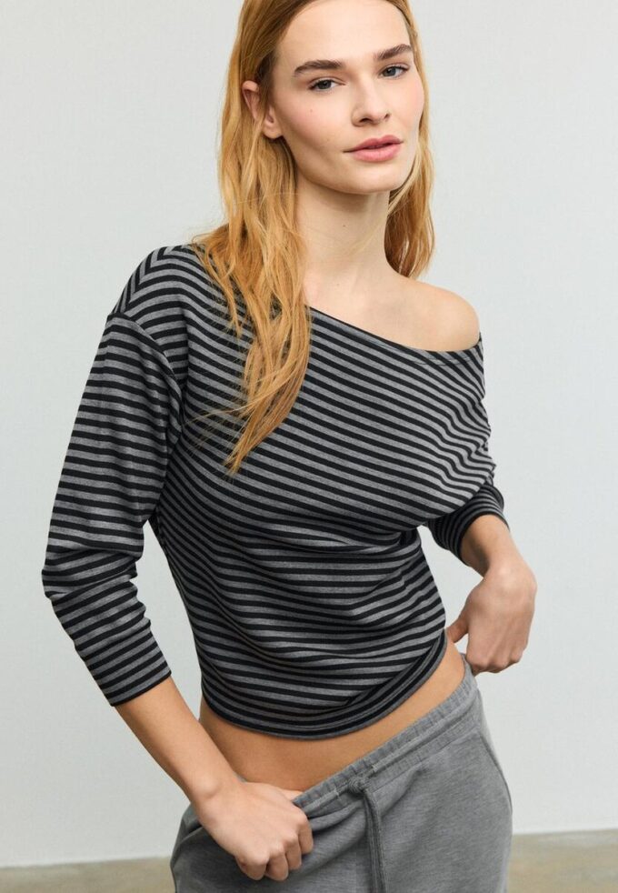 Sweat-shirt à épaules dénudées au toucher doux Sweat-shirt à épaules dénudées au toucher doux