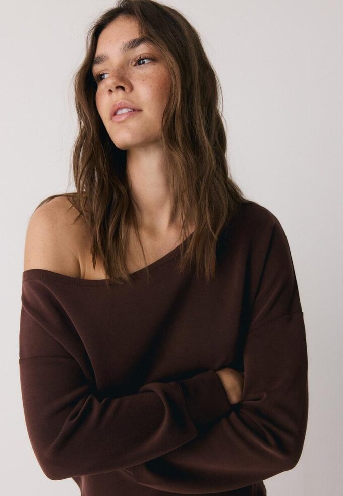 Sweat-shirt à épaules dénudées au toucher doux Sweat-shirt à épaules dénudées au toucher doux