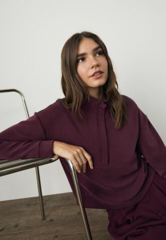 Sweat-shirt zippé au toucher doux