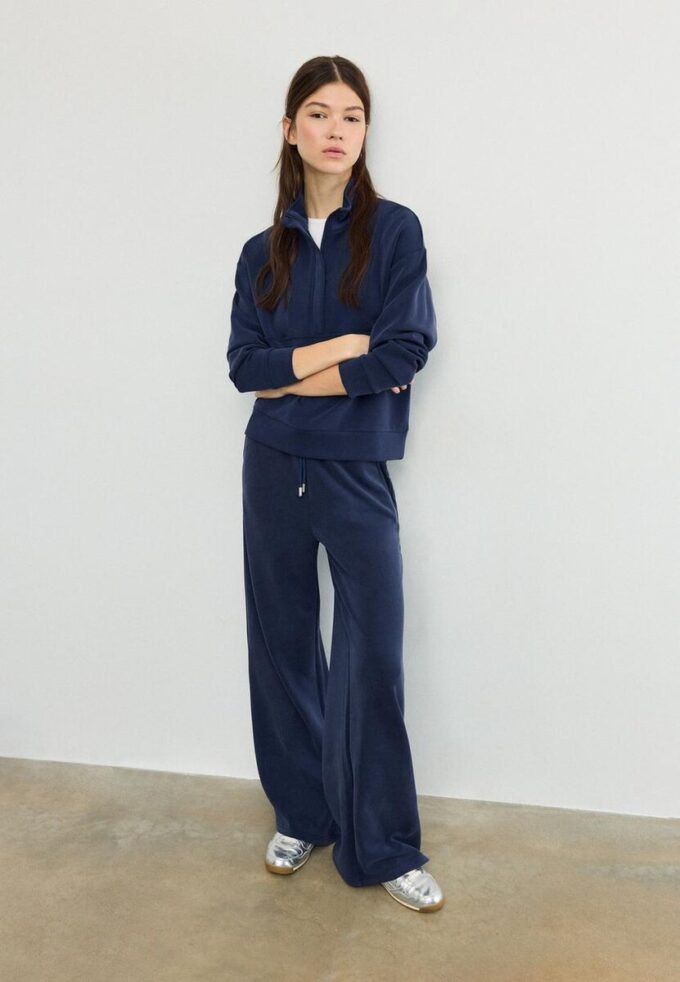 Sweat-shirt zippé au toucher doux