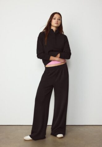 Sweat-shirt zippé au toucher doux