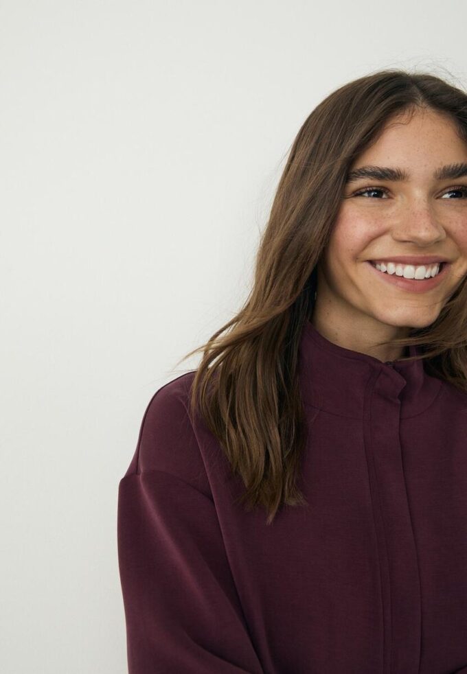 Sweat-shirt zippé au toucher doux