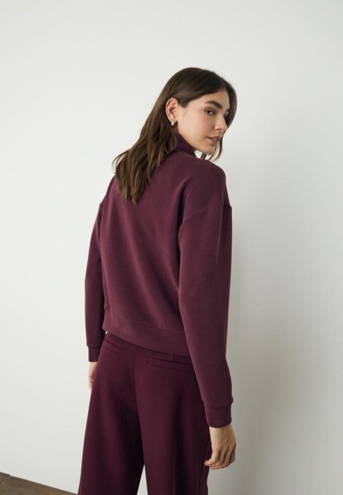 Sweat-shirt zippé au toucher doux