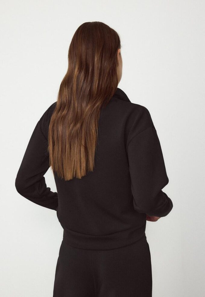 Sweat-shirt zippé au toucher doux