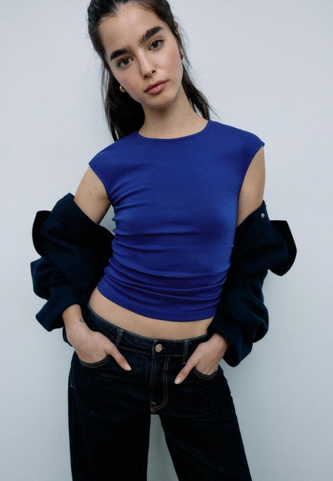 T-shirt ajusté froncé basique