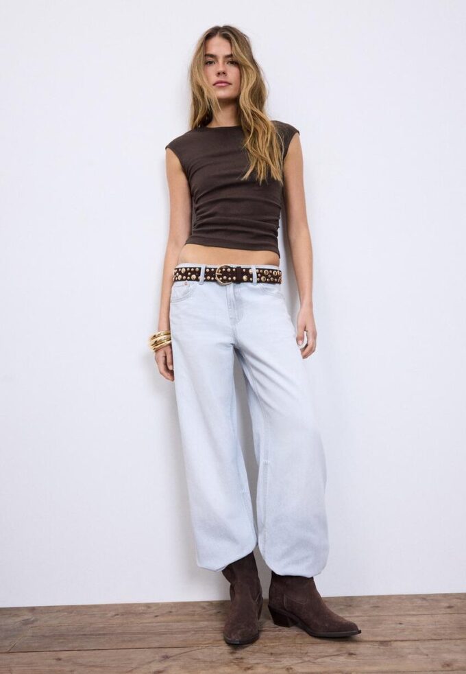 T-shirt ajusté froncé basique