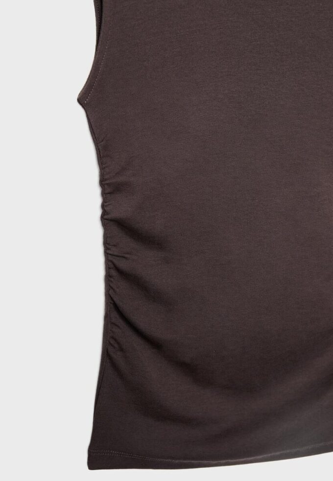 T-shirt ajusté froncé basique