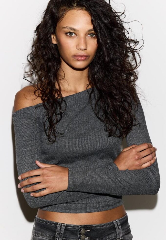 T-shirt asymétrique avec fronces