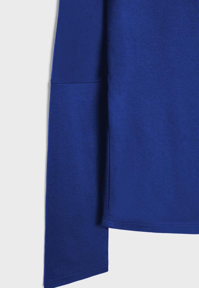 T-shirt asymétrique en modal T-shirt asymétrique en modal