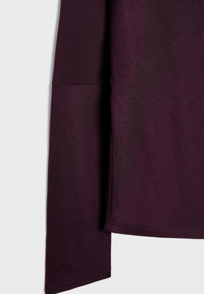 T-shirt asymétrique en modal T-shirt asymétrique en modal