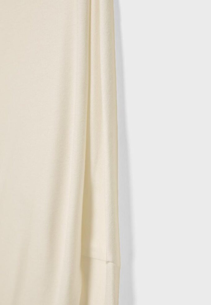 T-shirt asymétrique en modal T-shirt asymétrique en modal