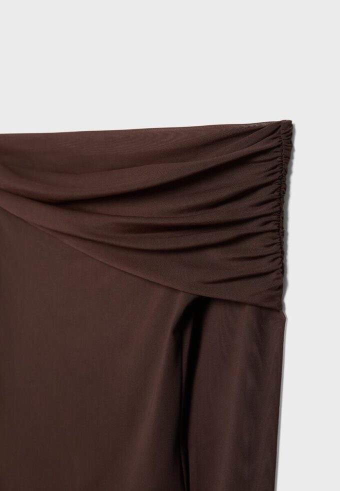 T-shirt asymétrique en tulle