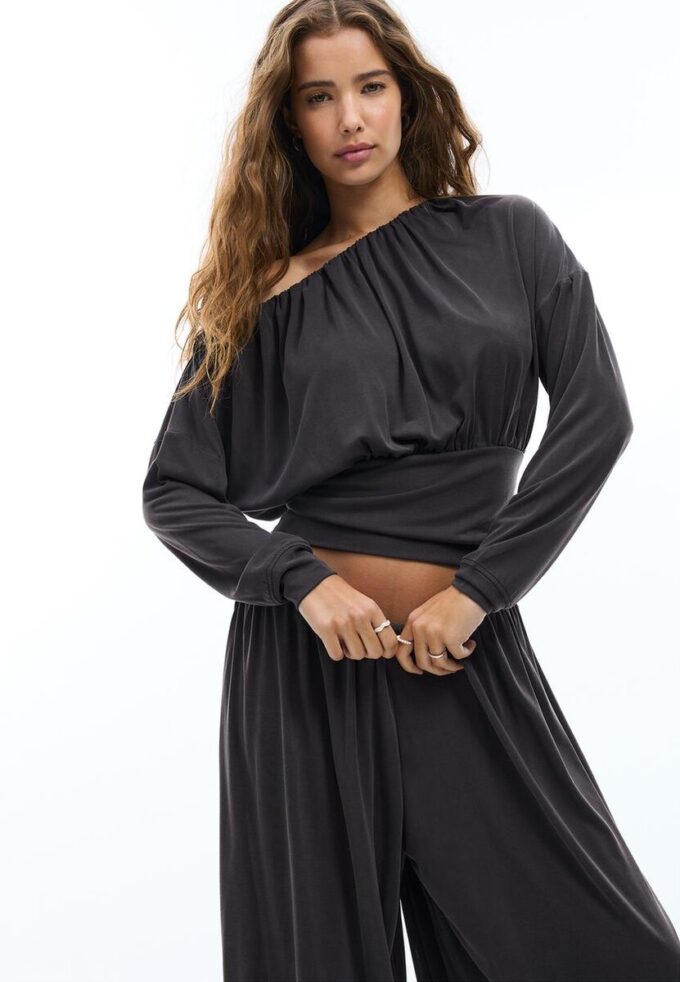 T-shirt asymétrique Toucher doux T-shirt asymétrique Toucher doux