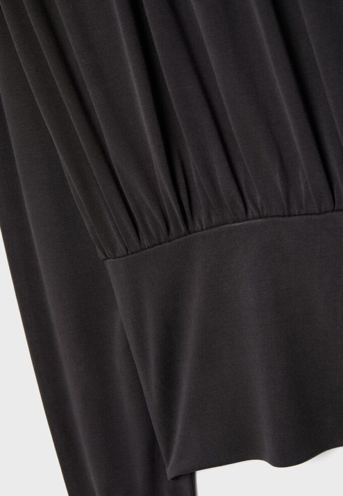 T-shirt asymétrique Toucher doux T-shirt asymétrique Toucher doux