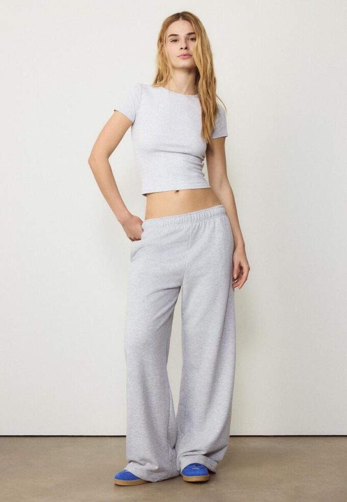 T-shirt basique coupe ajustée