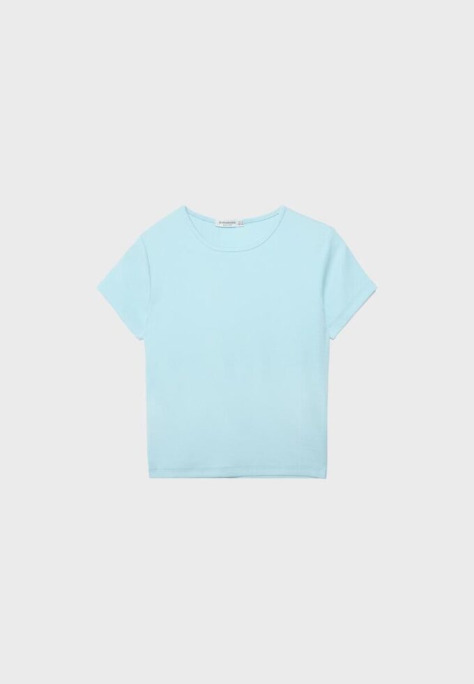 T-shirt basique coupe ajustée T-shirt basique coupe ajustée