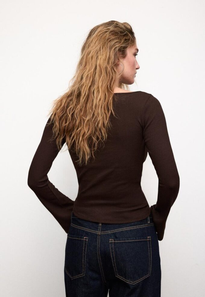 T-shirt basique à manches cloche