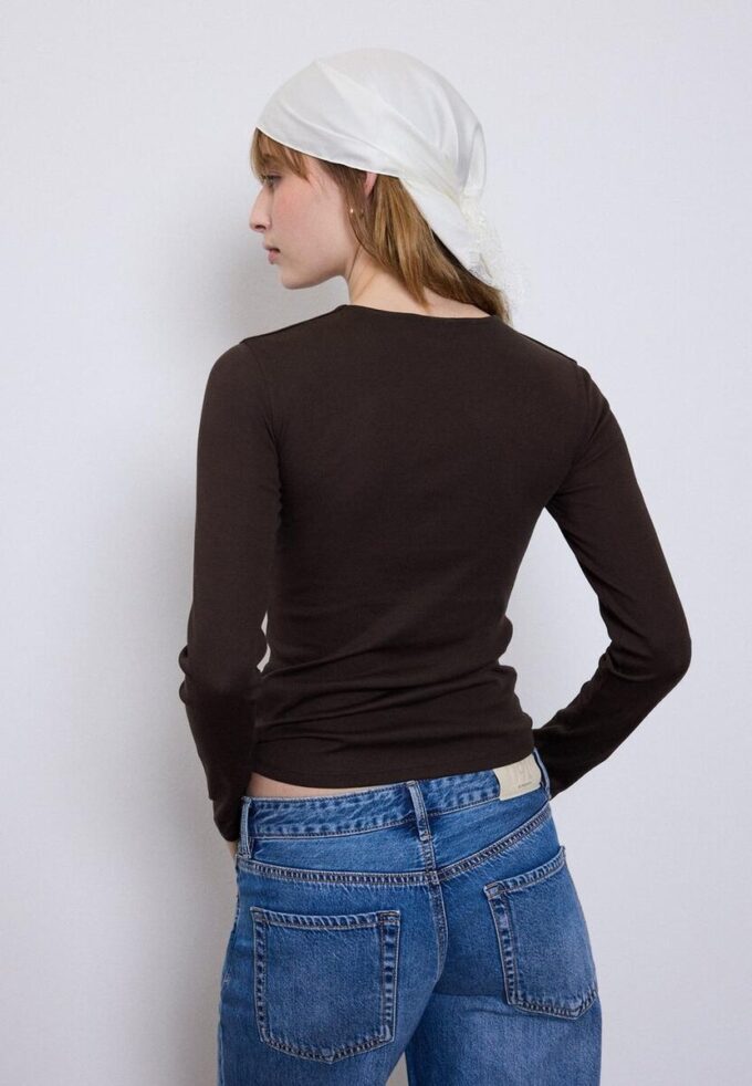 T-shirt basique à manches longues T-shirt basique à manches longues