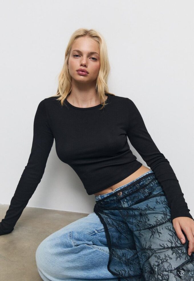 T-shirt basique à manches longues en coton T-shirt basique à manches longues en coton