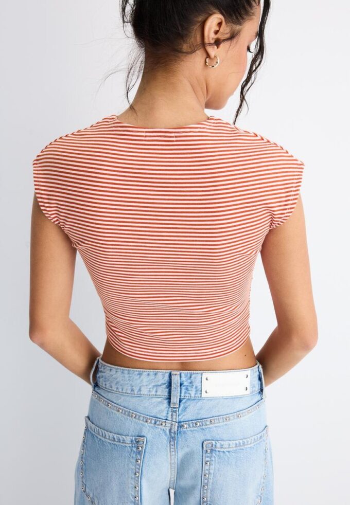 T-shirt basique à rayures et manches courtes