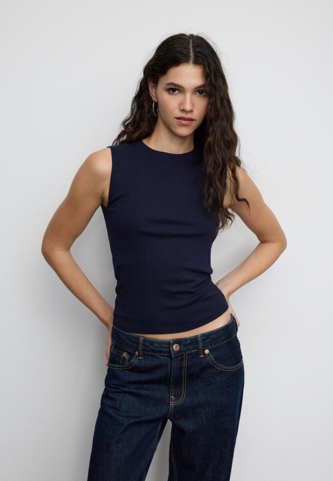 T-shirt basique sans manches T-shirt basique sans manches