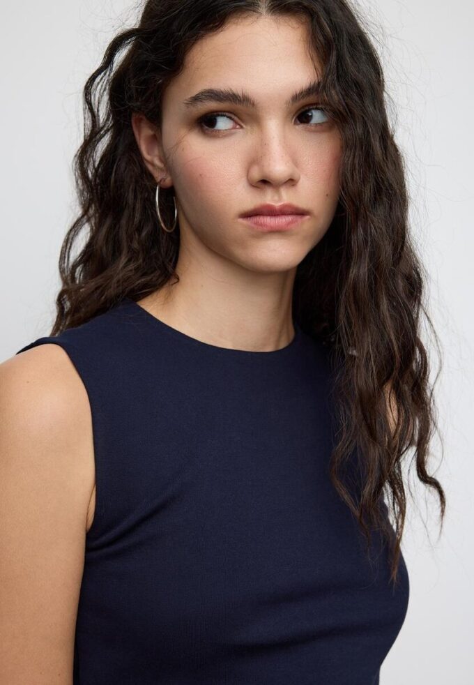 T-shirt basique sans manches T-shirt basique sans manches