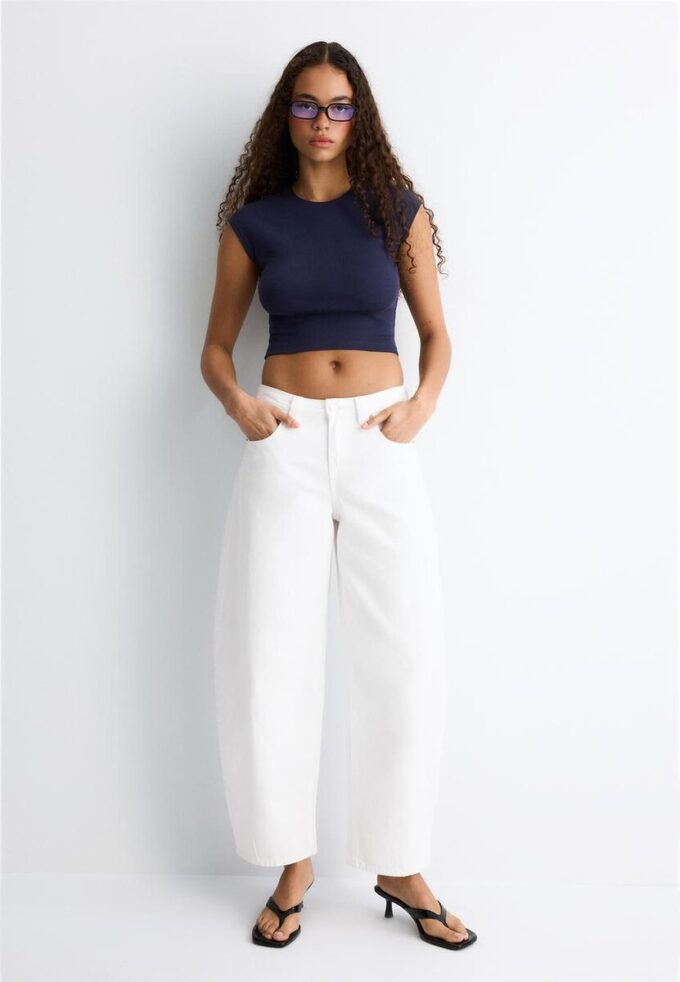 T-shirt court ajusté basique