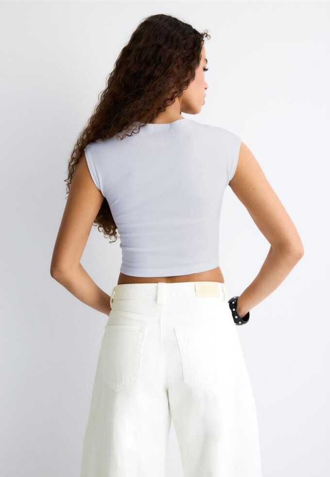 T-shirt court ajusté basique