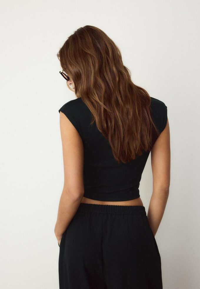 T-shirt court ajusté basique