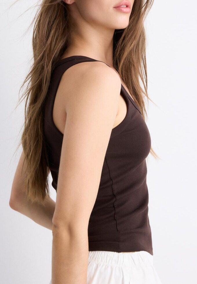 T-shirt à dos nageur côtelé