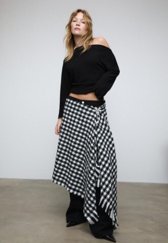 T-shirt en maille à col bateau avec ceinture