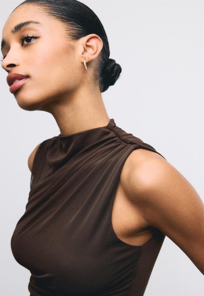 T-shirt en tulle froncé