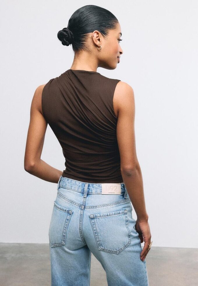 T-shirt en tulle froncé