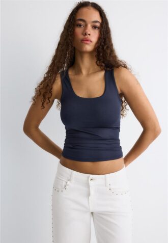 T-shirt à larges bretelles en polyamide