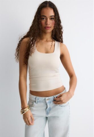 T-shirt à larges bretelles en polyamide