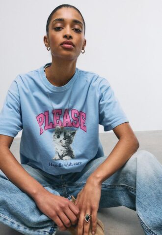 T-shirt à manches courtes avec imprimé et appliqué