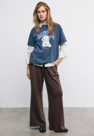 T-shirt à manches courtes avec imprimé et appliqué