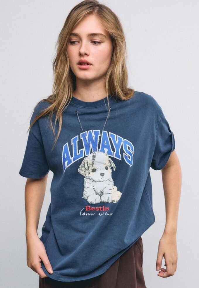 T-shirt à manches courtes avec imprimé et appliqué