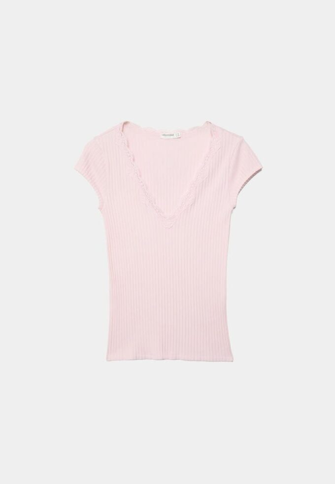 T-shirt à manches courtes en dentelle à col en V en forme de short