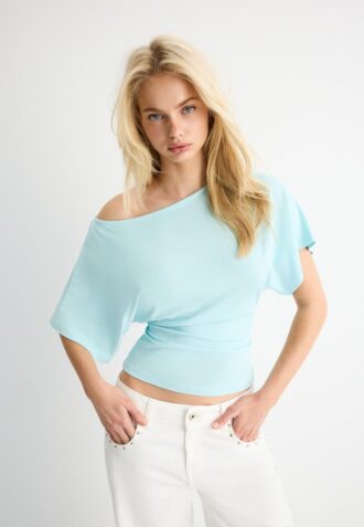 T-shirt à manches courtes et col bateau