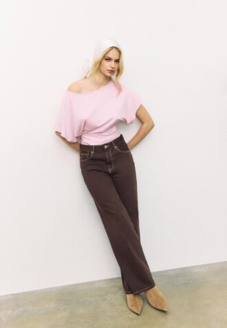 T-shirt à manches courtes et col bateau