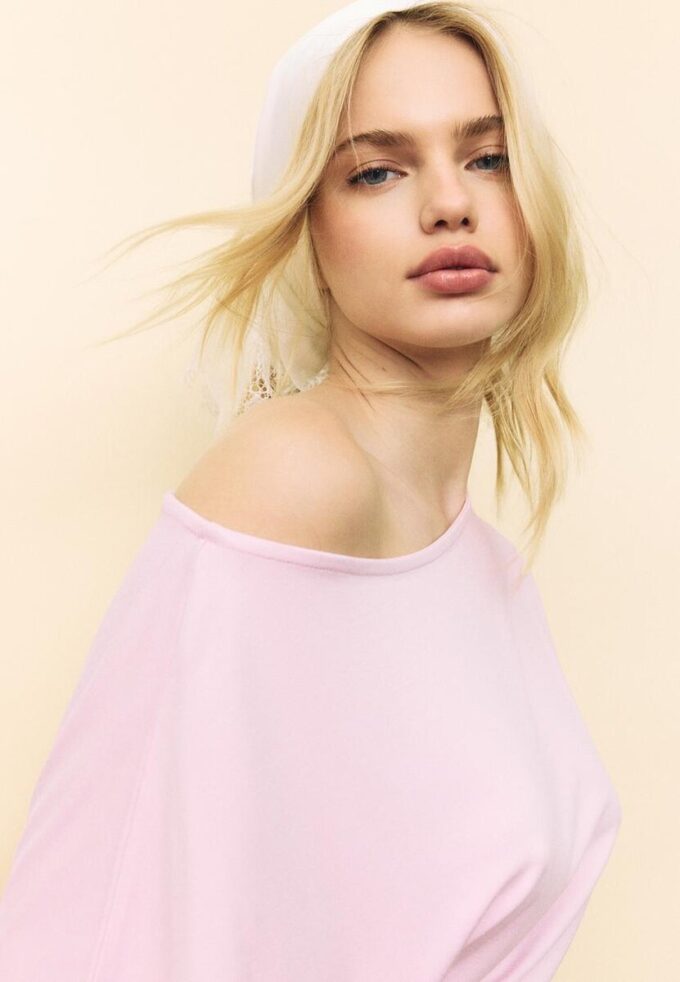 T-shirt à manches courtes et col bateau