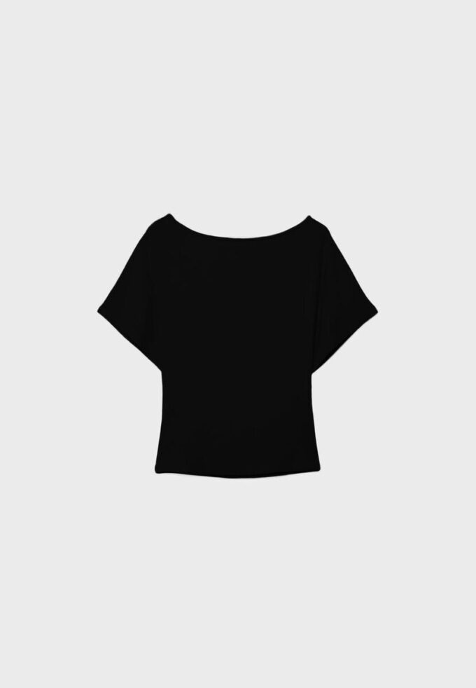 T-shirt à manches courtes et col bateau